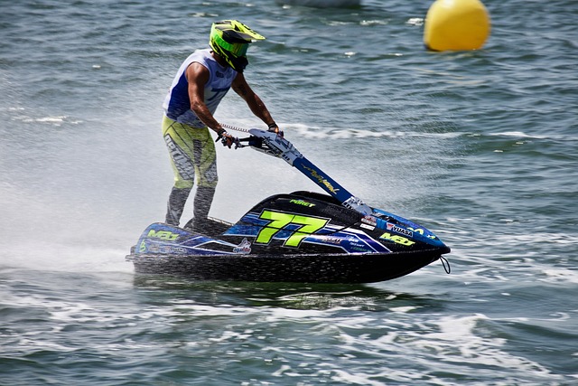 备受关注，伊万卡-特朗普的三个孩子作为梅西等人的球童入场