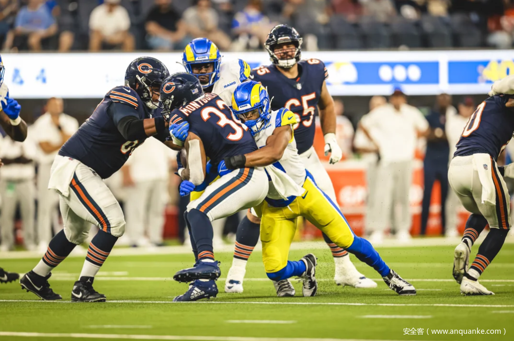 伤势已恢复95%，郑钦文回应复出时间，练左手发球？对自己太狠了